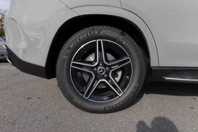 new 2026 Mercedes-Benz GLE 450 car, priced at $85,300