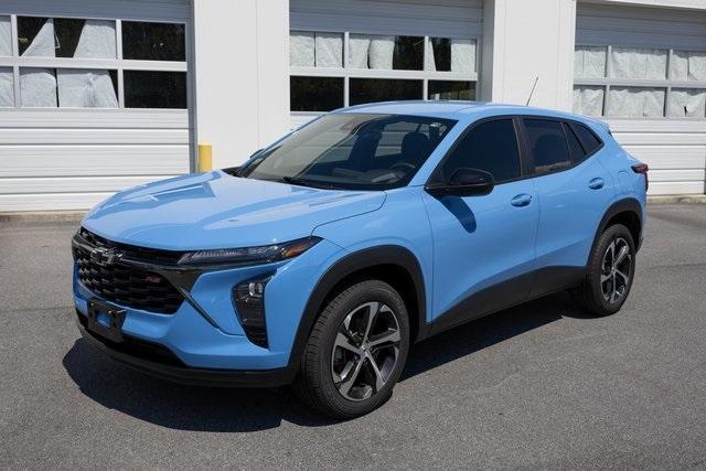 used 2024 Chevrolet Trax car, priced at $20,999