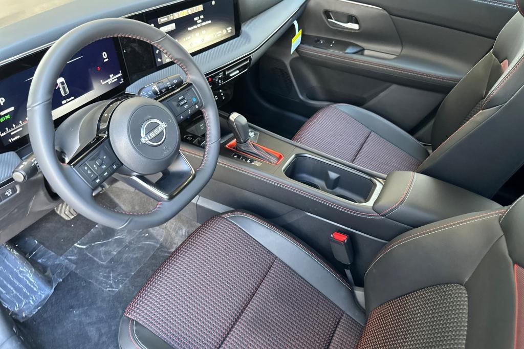 new 2025 Nissan Kicks car, priced at $29,055