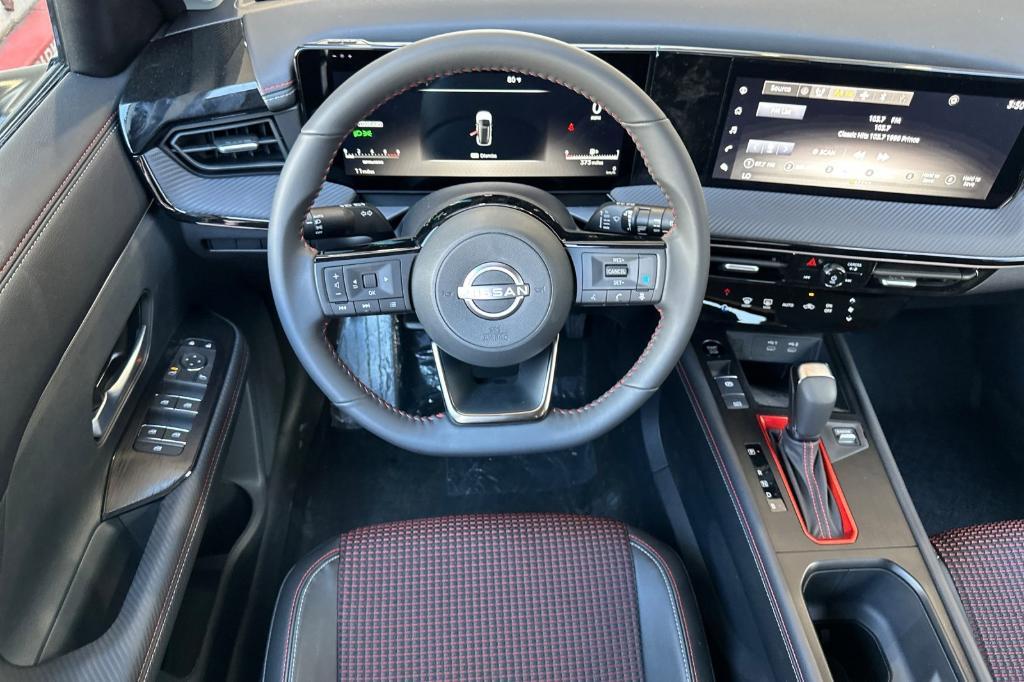 new 2025 Nissan Kicks car, priced at $29,055
