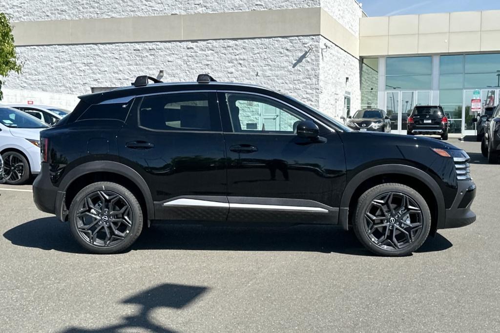 new 2025 Nissan Kicks car, priced at $29,055