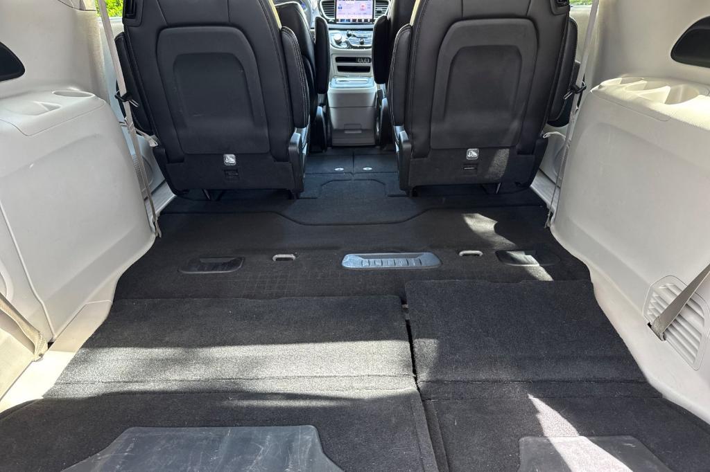used 2023 Chrysler Pacifica car, priced at $22,521