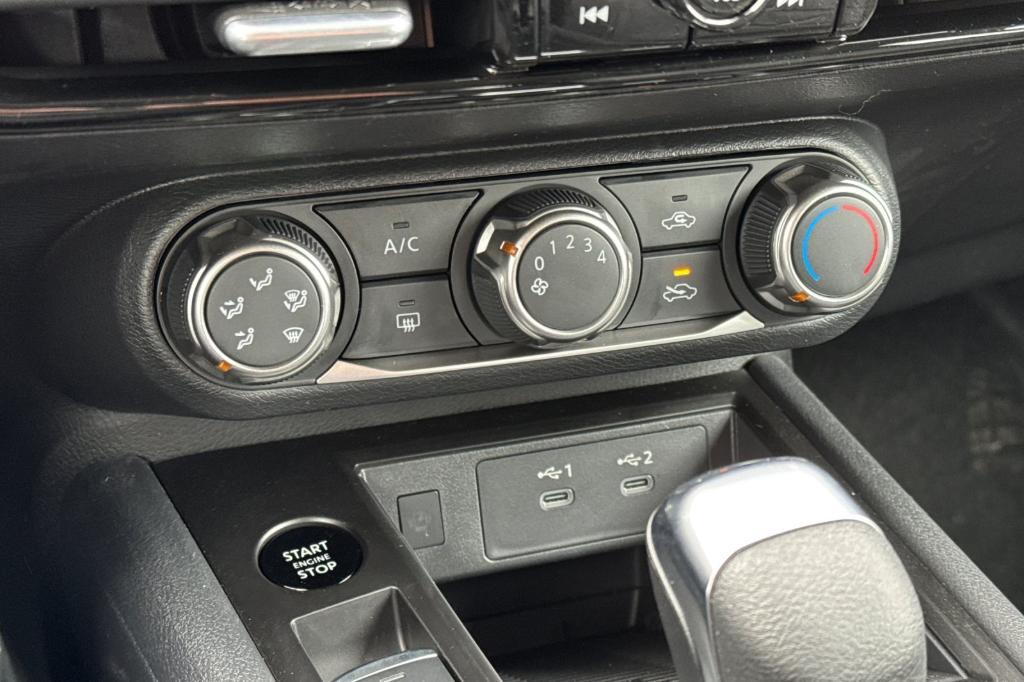new 2025 Nissan Kicks car, priced at $26,885