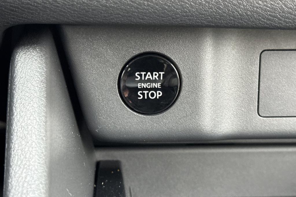 new 2025 Nissan Rogue car, priced at $33,230