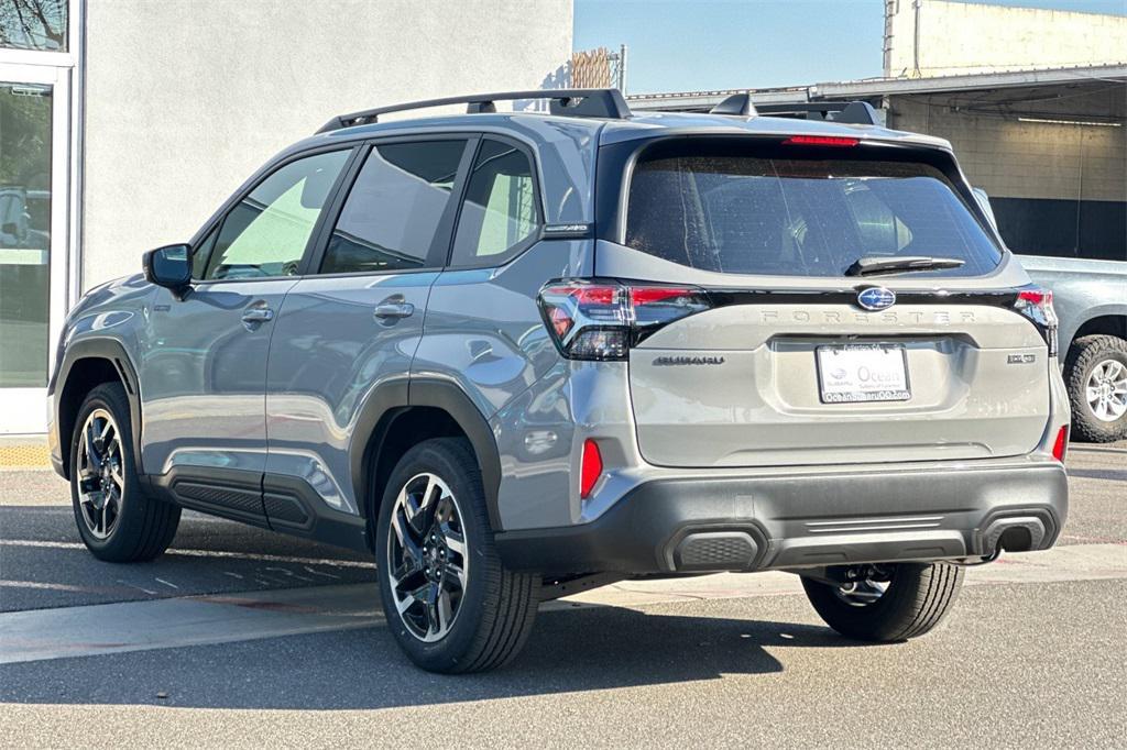 new 2025 Subaru Forester Hybrid car