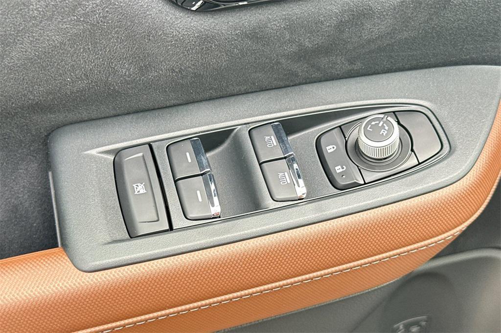 new 2025 Subaru Forester Hybrid car, priced at $45,912