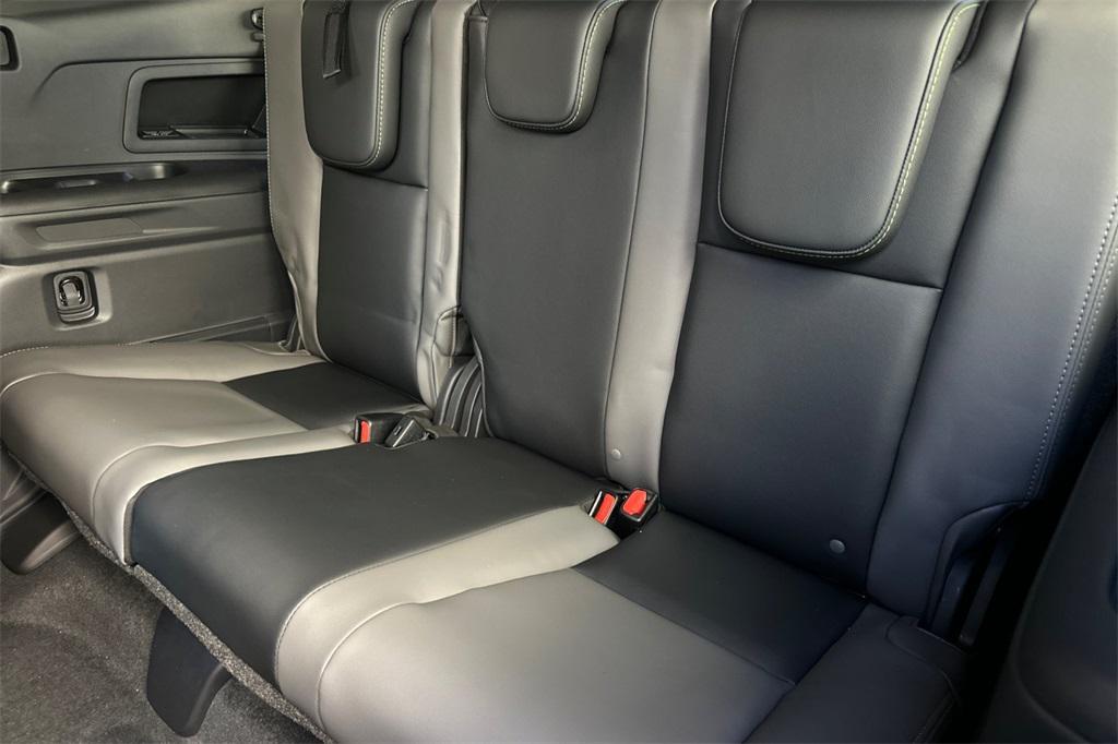 new 2025 Subaru Ascent car, priced at $46,373