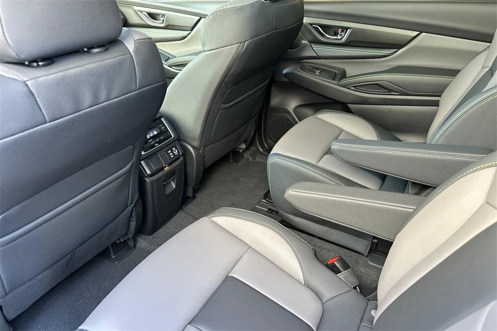 new 2025 Subaru Ascent car, priced at $46,373