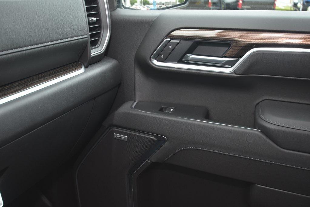 new 2025 Chevrolet Silverado 1500 car, priced at $60,060