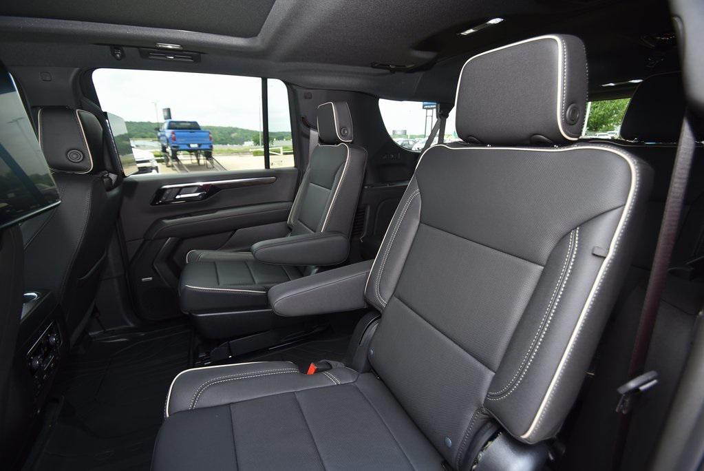 new 2025 Chevrolet Suburban car, priced at $85,410