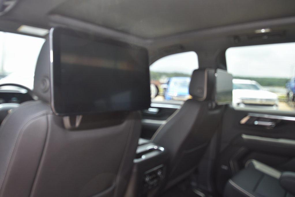 new 2025 Chevrolet Suburban car, priced at $85,410