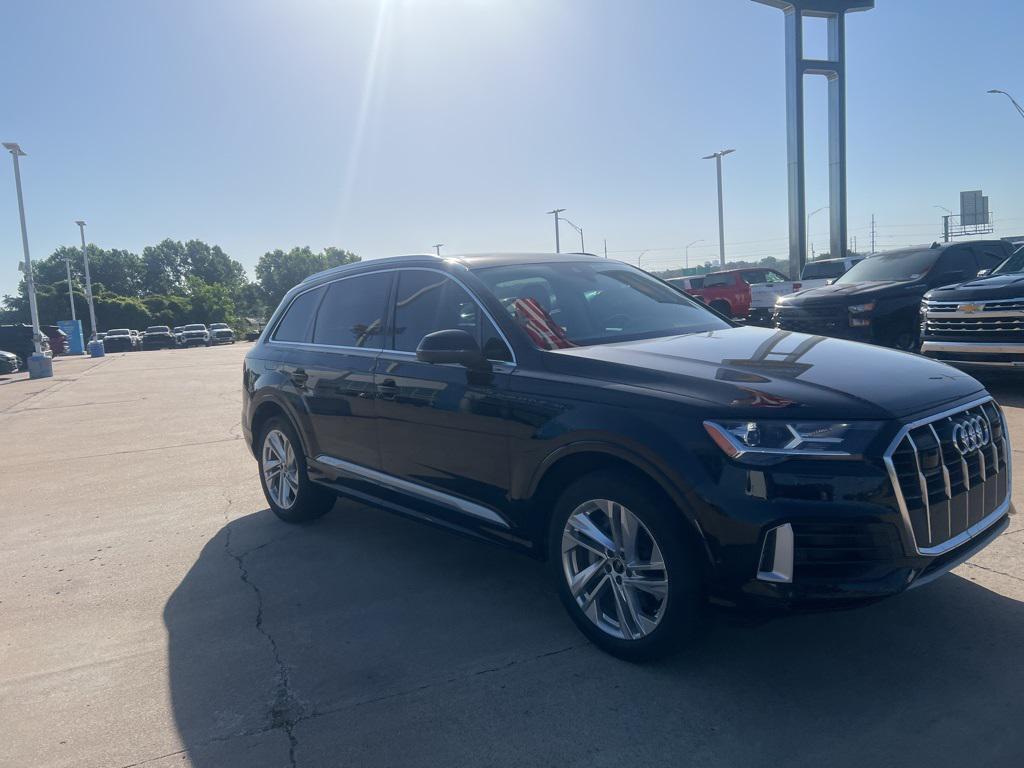 used 2022 Audi Q7 car, priced at $28,694