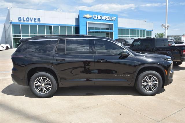 new 2025 Chevrolet Traverse car, priced at $40,915