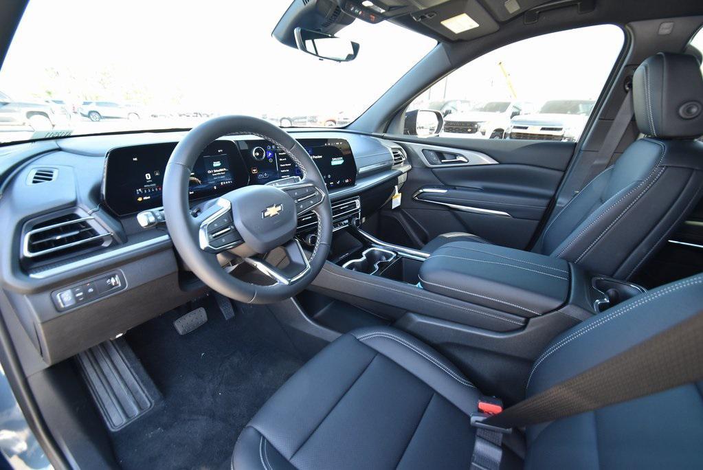 new 2026 Chevrolet Traverse car, priced at $43,082
