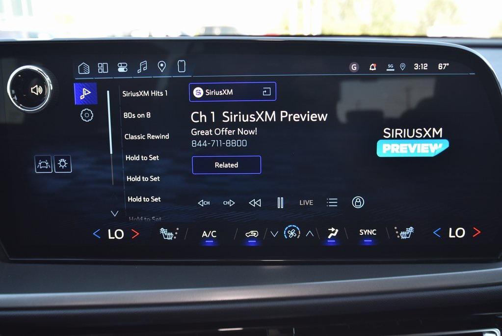 new 2026 Chevrolet Traverse car, priced at $43,082