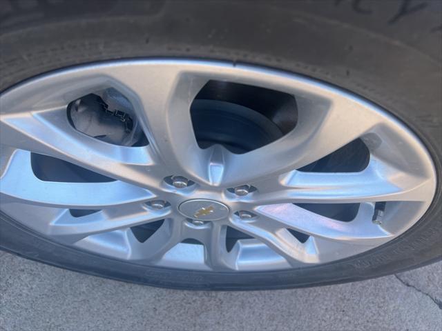 used 2021 Chevrolet Equinox car, priced at $22,663