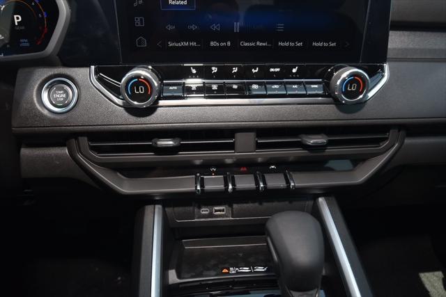 new 2025 Chevrolet Colorado car, priced at $43,625