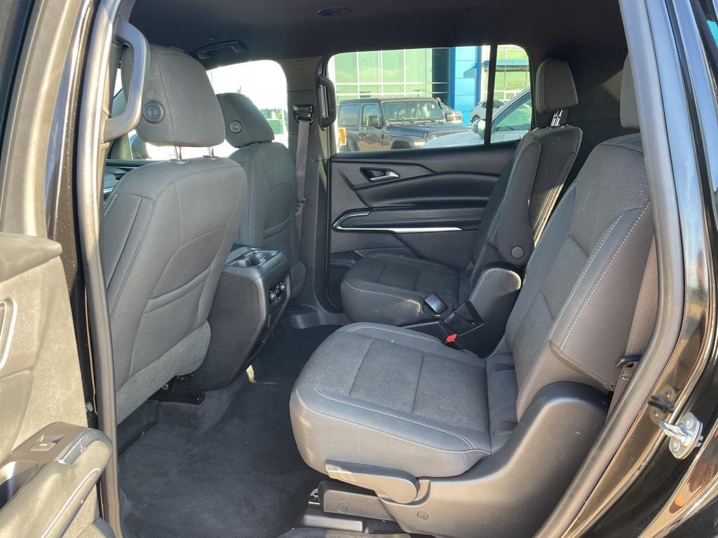 used 2024 Chevrolet Traverse car, priced at $38,750
