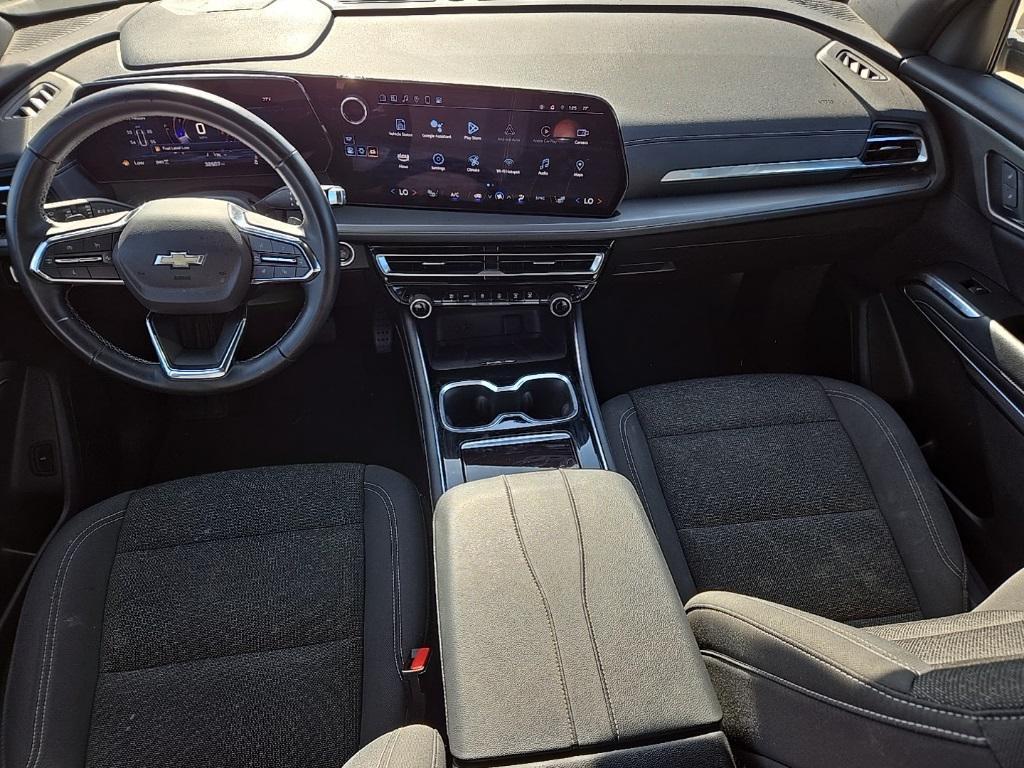 used 2024 Chevrolet Traverse car, priced at $37,250