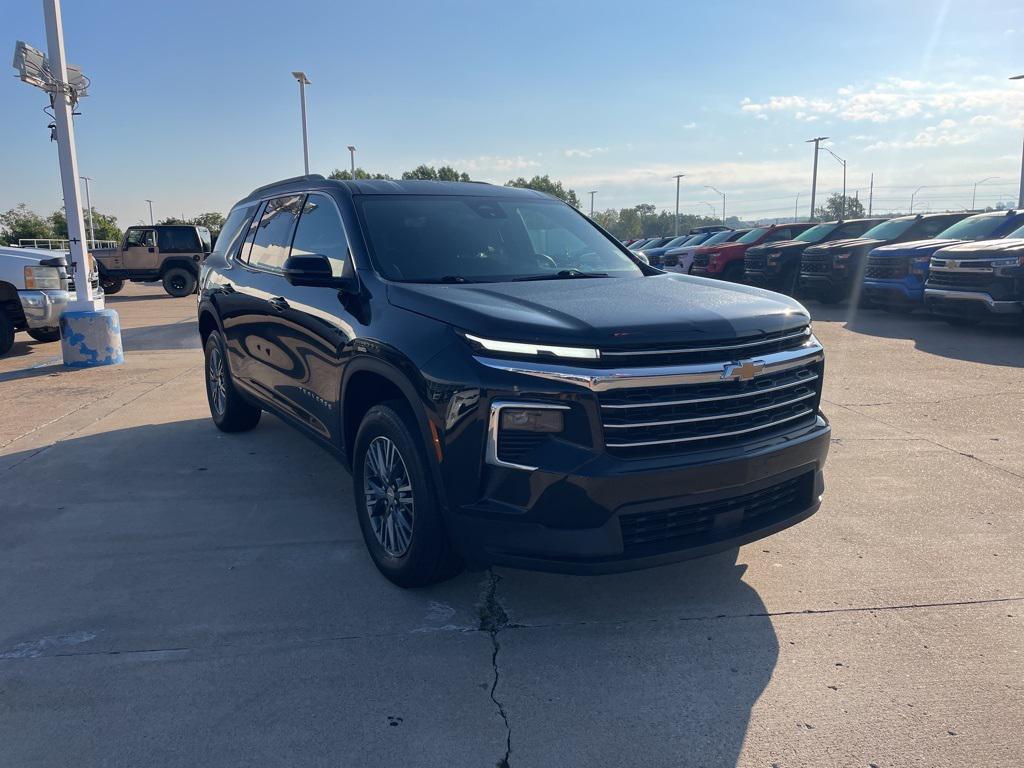 used 2024 Chevrolet Traverse car, priced at $38,750