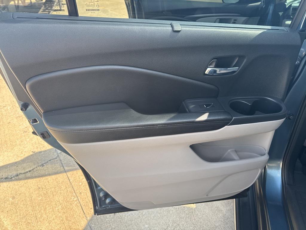 used 2021 Honda Pilot car, priced at $30,450
