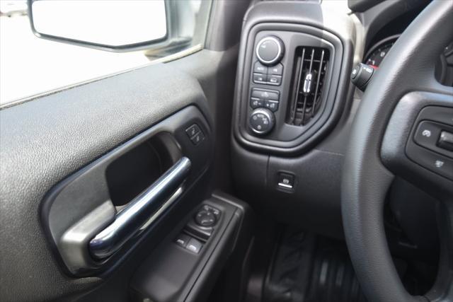 new 2025 Chevrolet Silverado 1500 car, priced at $40,080