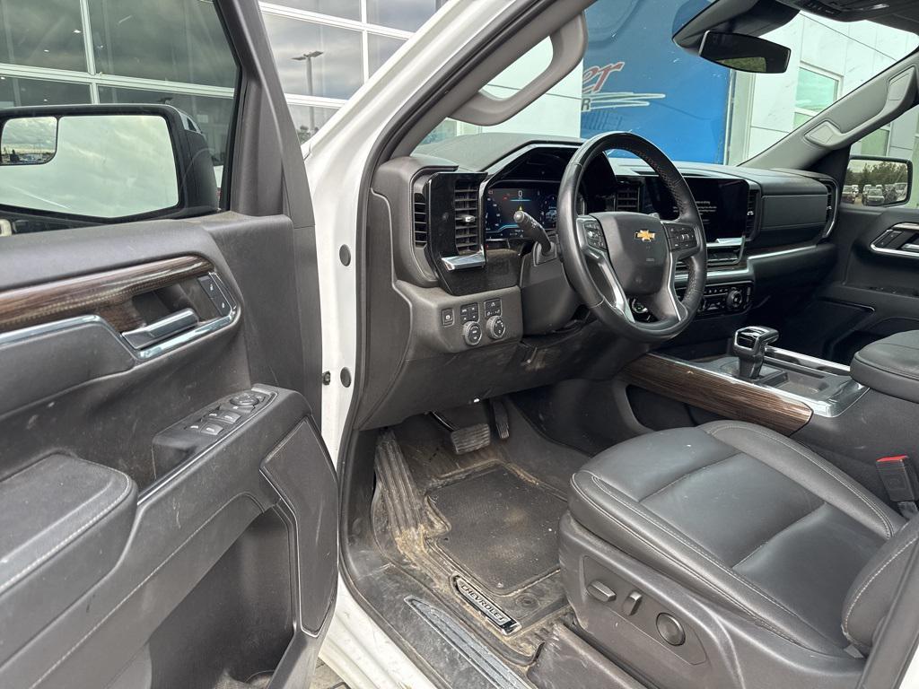used 2024 Chevrolet Silverado 1500 car, priced at $43,492