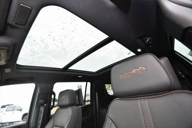 new 2025 Chevrolet Suburban car, priced at $90,670