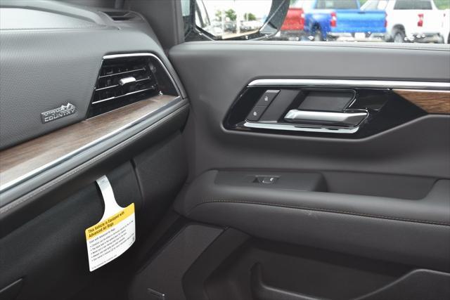 new 2025 Chevrolet Suburban car, priced at $90,670