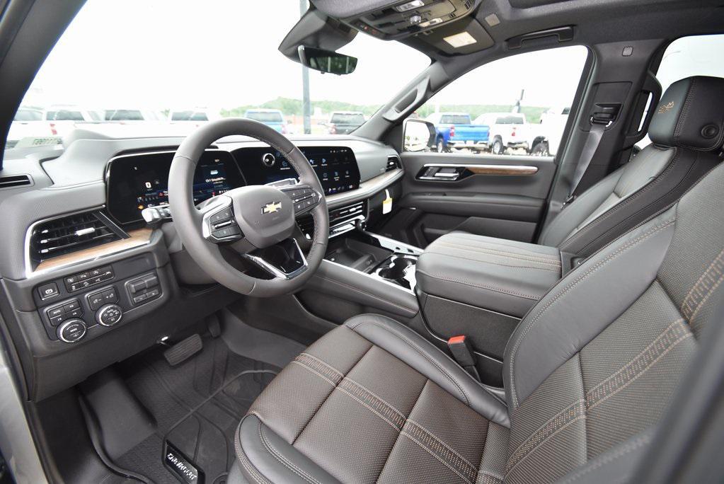 new 2025 Chevrolet Suburban car, priced at $88,670