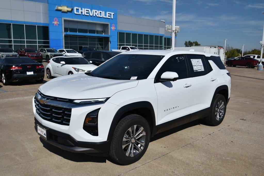 new 2026 Chevrolet Equinox car, priced at $29,990