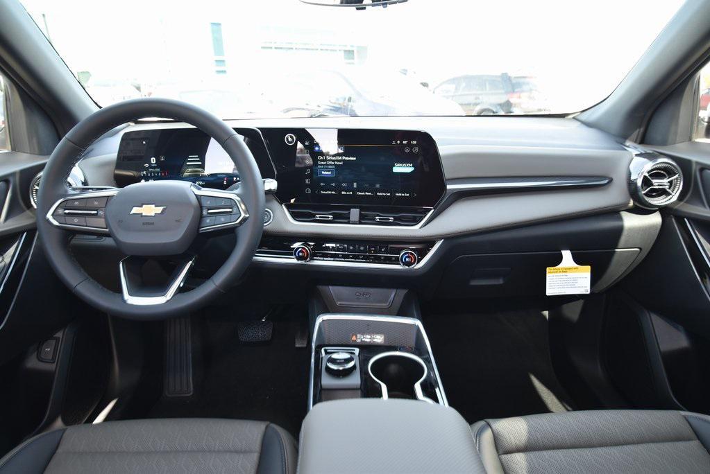 new 2026 Chevrolet Equinox car, priced at $29,990