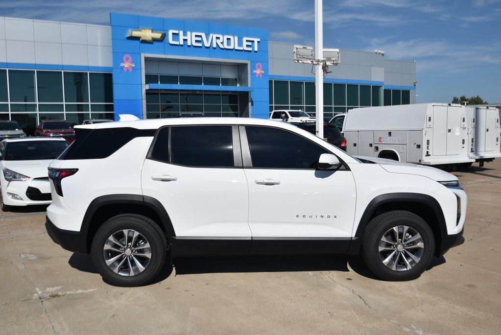 new 2026 Chevrolet Equinox car, priced at $29,990