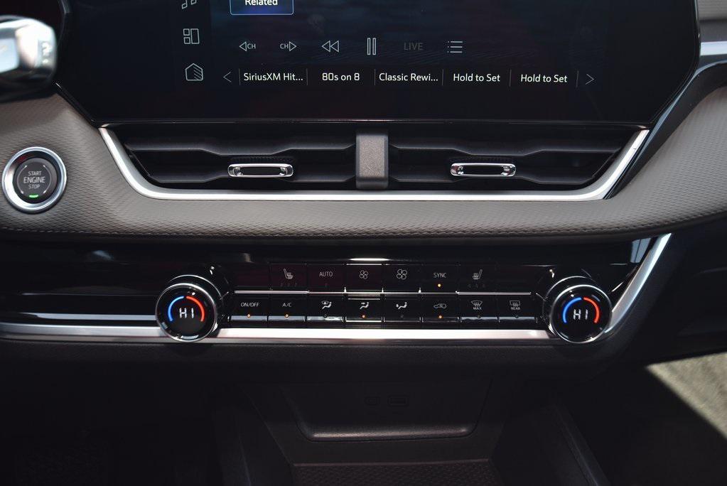 new 2026 Chevrolet Equinox car, priced at $29,990