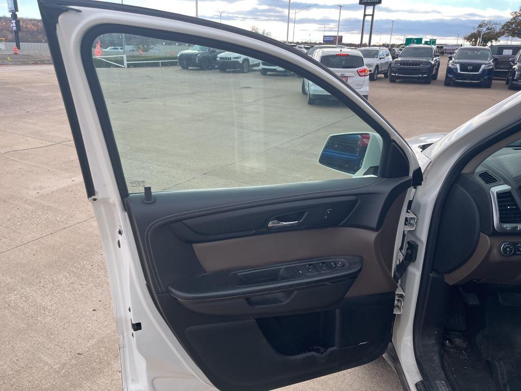 used 2015 GMC Acadia car, priced at $8,905