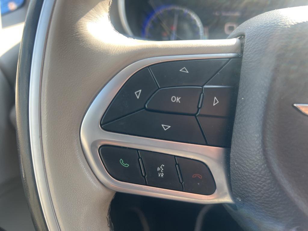 used 2020 Chrysler Pacifica car, priced at $23,396