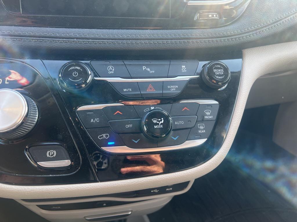 used 2020 Chrysler Pacifica car, priced at $23,396