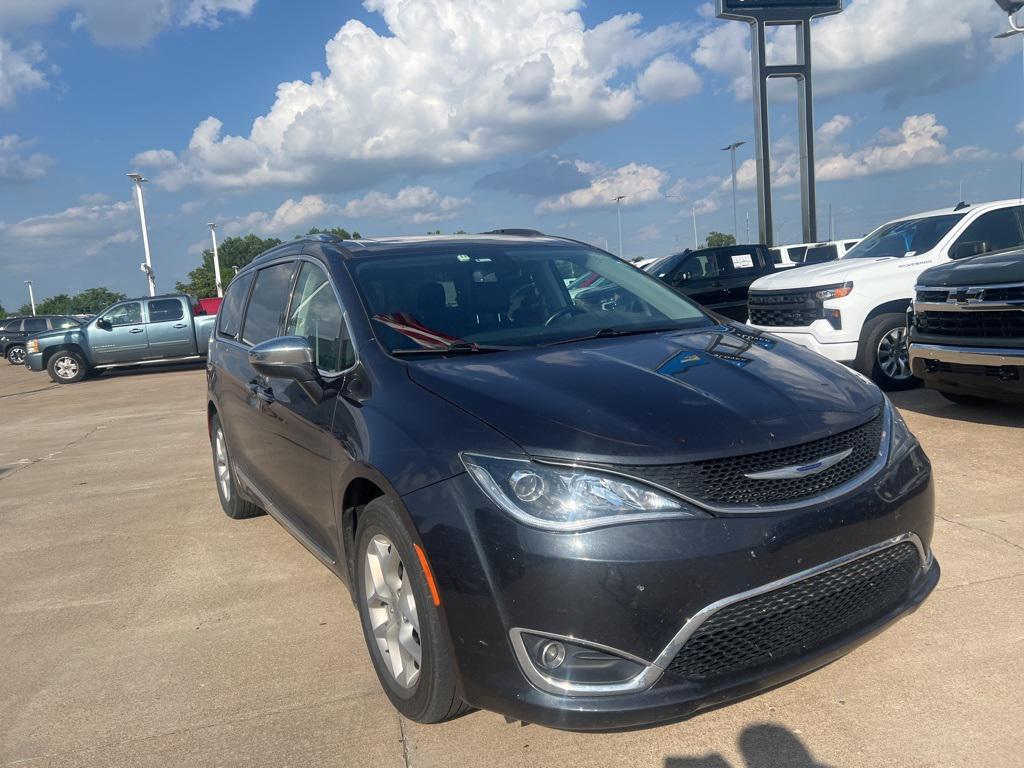 used 2020 Chrysler Pacifica car, priced at $23,396