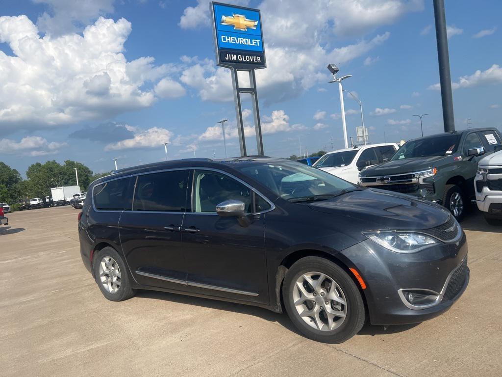 used 2020 Chrysler Pacifica car, priced at $23,396