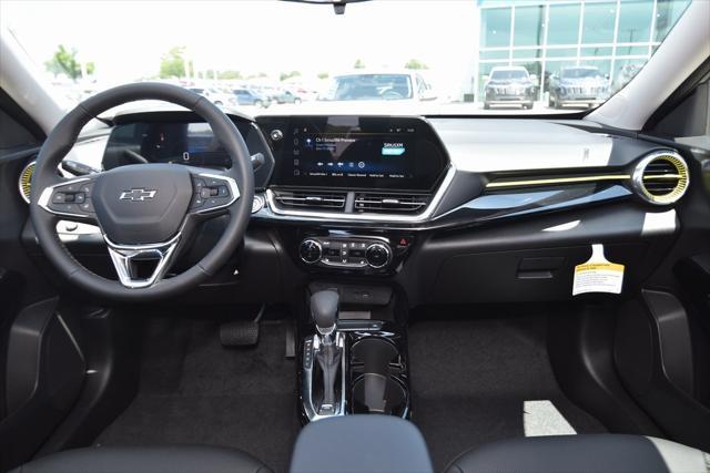 new 2025 Chevrolet Trax car, priced at $25,100