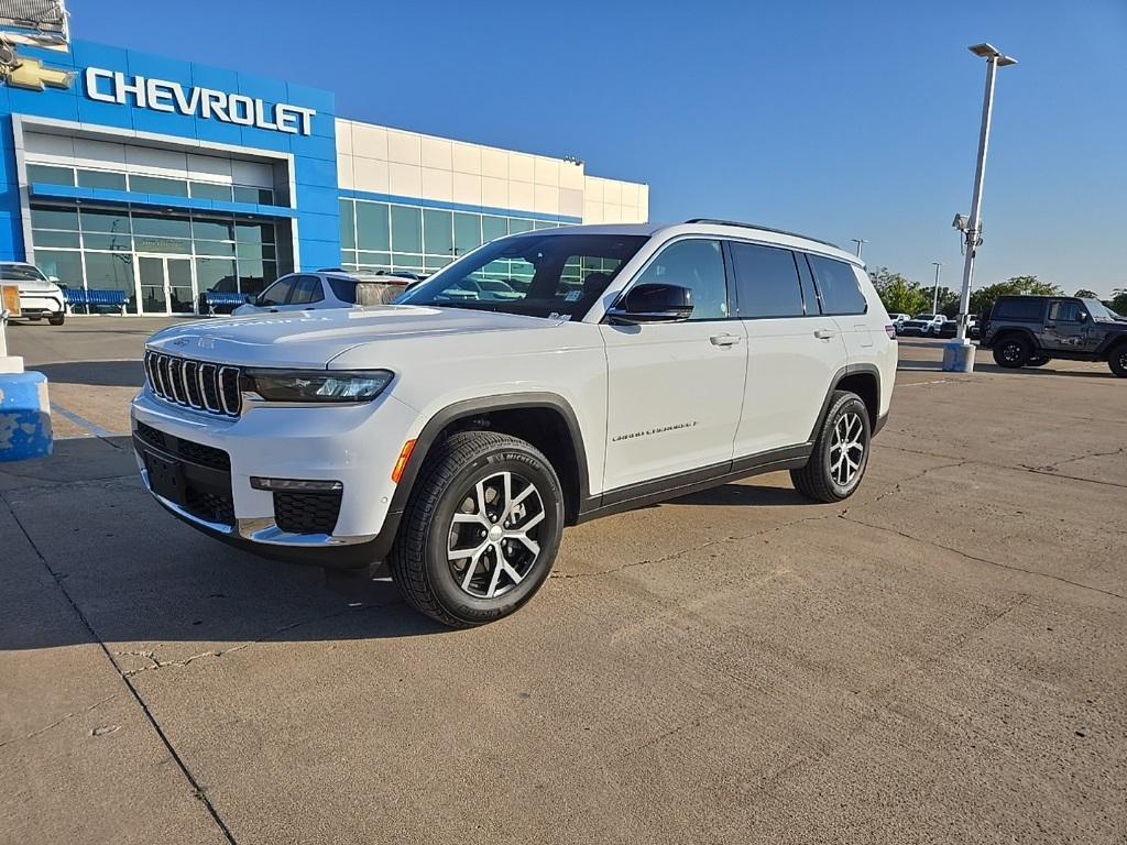 used 2024 Jeep Grand Cherokee L car, priced at $34,259