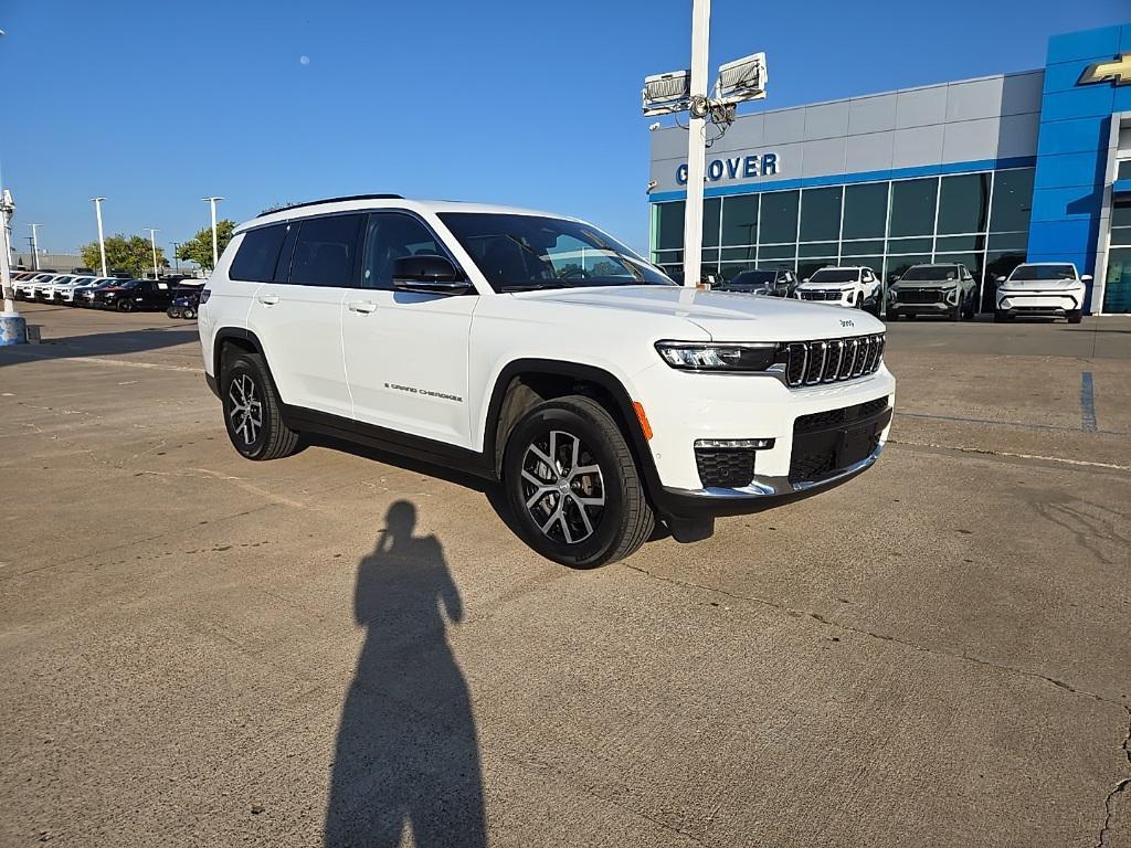 used 2024 Jeep Grand Cherokee L car, priced at $34,259