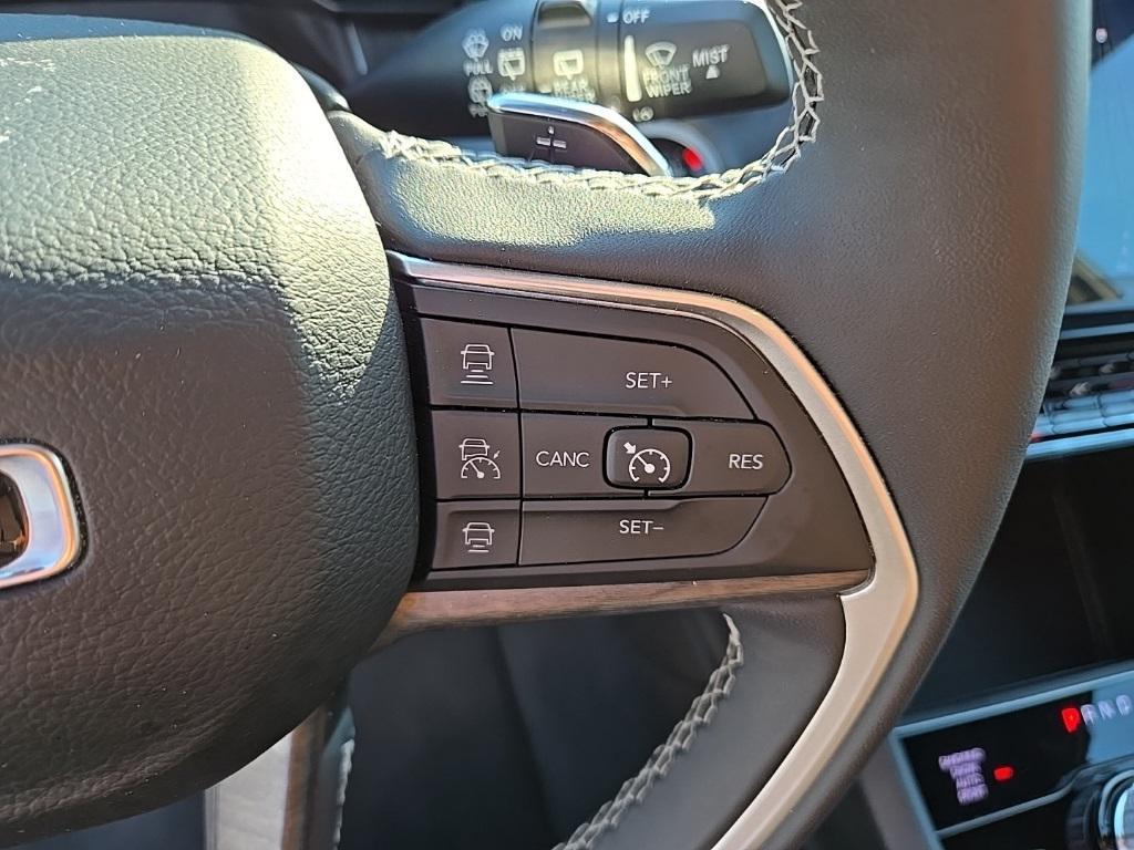 used 2024 Jeep Grand Cherokee L car, priced at $34,259
