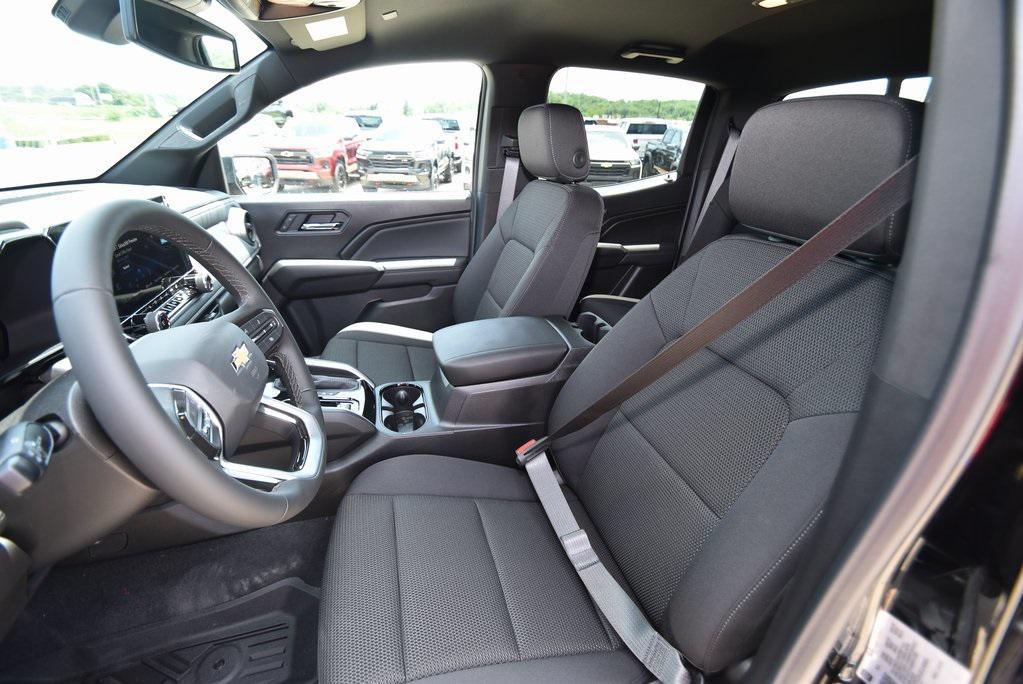 new 2025 Chevrolet Colorado car, priced at $38,885