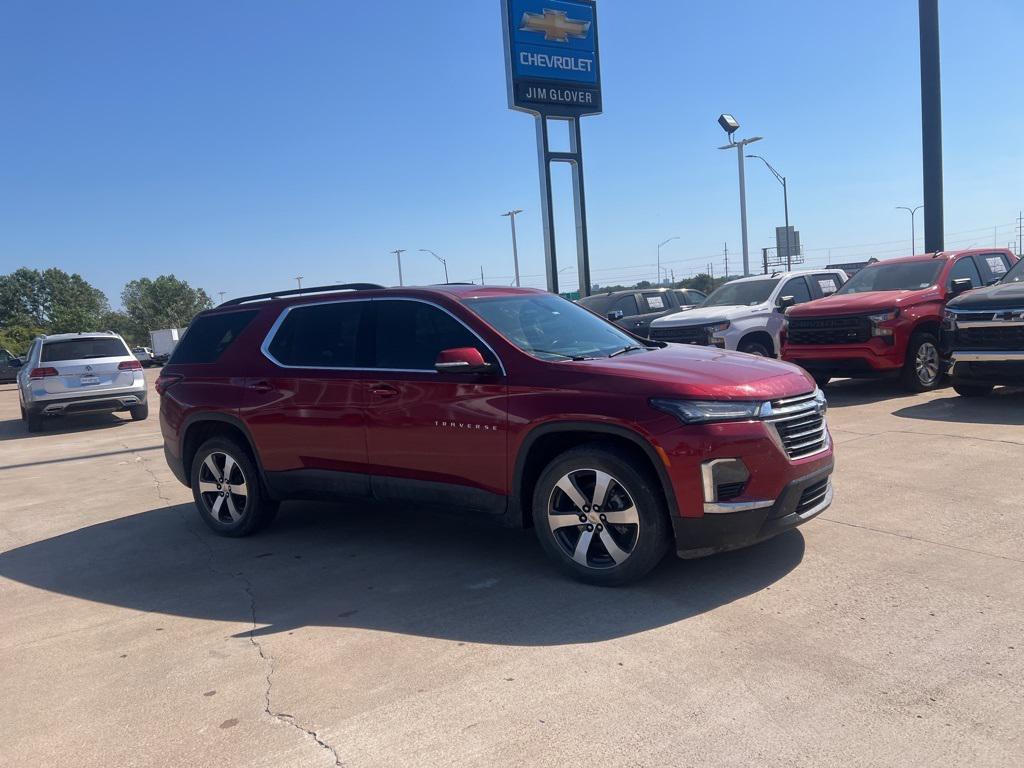 used 2022 Chevrolet Traverse car, priced at $26,795