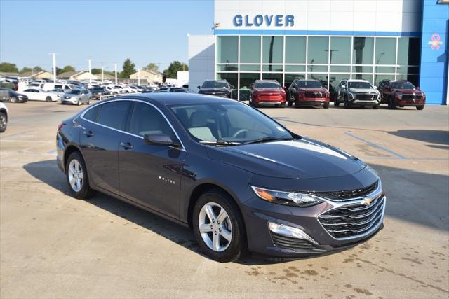 new 2025 Chevrolet Malibu car, priced at $25,934