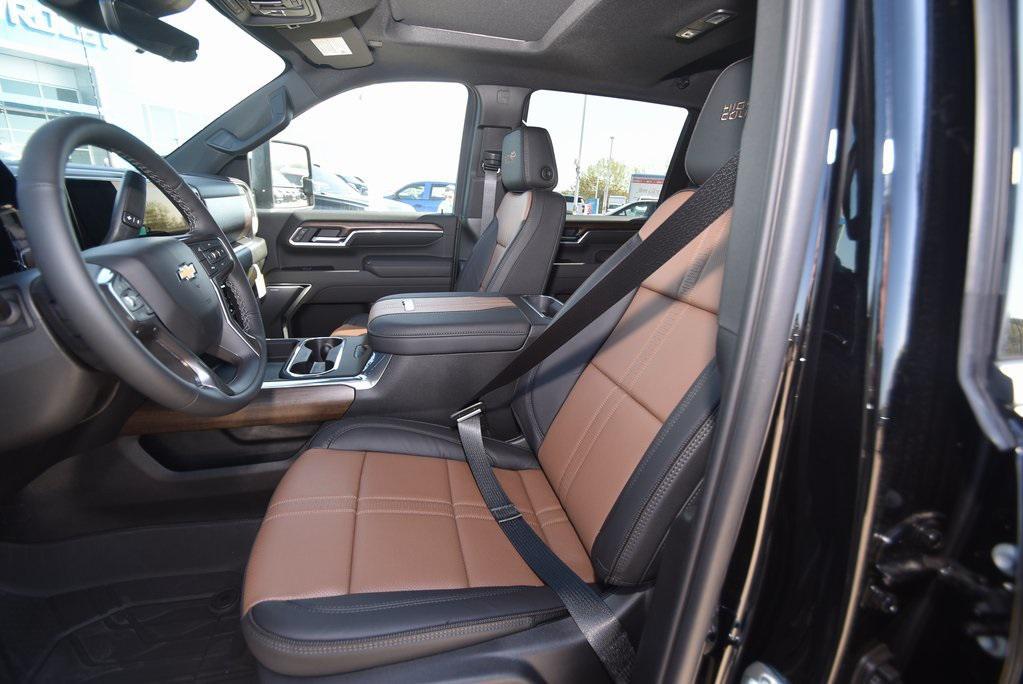 new 2025 Chevrolet Silverado 2500 car, priced at $80,334