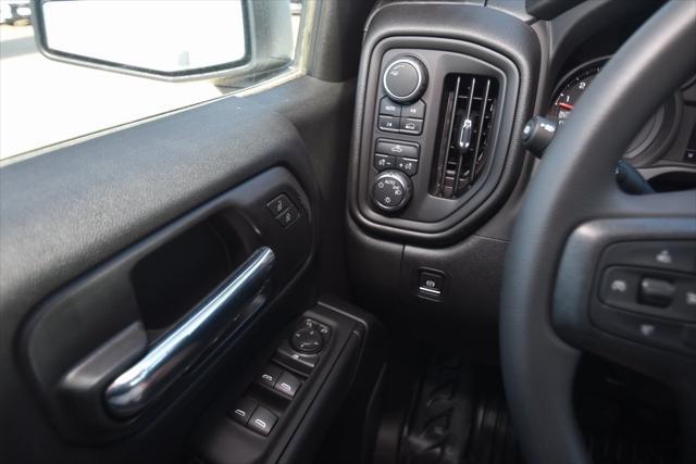 new 2025 Chevrolet Silverado 1500 car, priced at $44,195