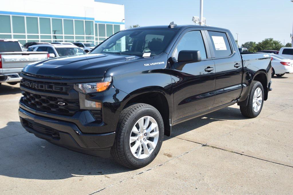 new 2026 Chevrolet Silverado 1500 car, priced at $42,680