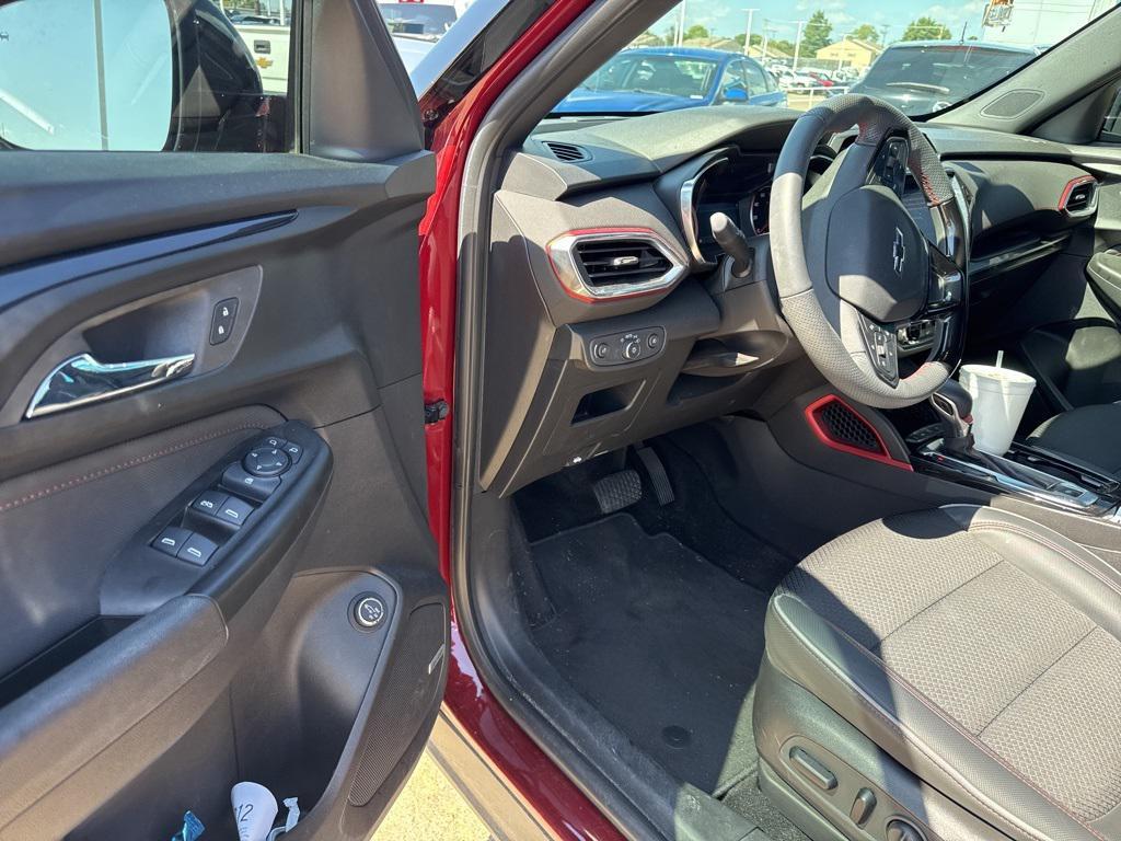 used 2023 Chevrolet TrailBlazer car, priced at $23,889